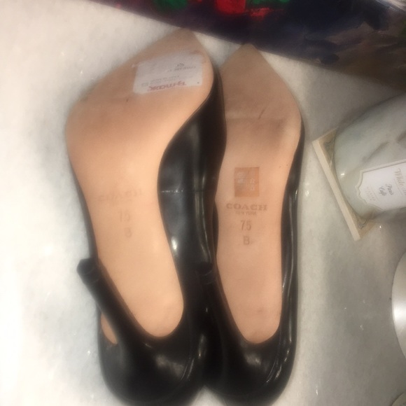 COACH pointed black leather heels 7.5 - Picture 6 of 6